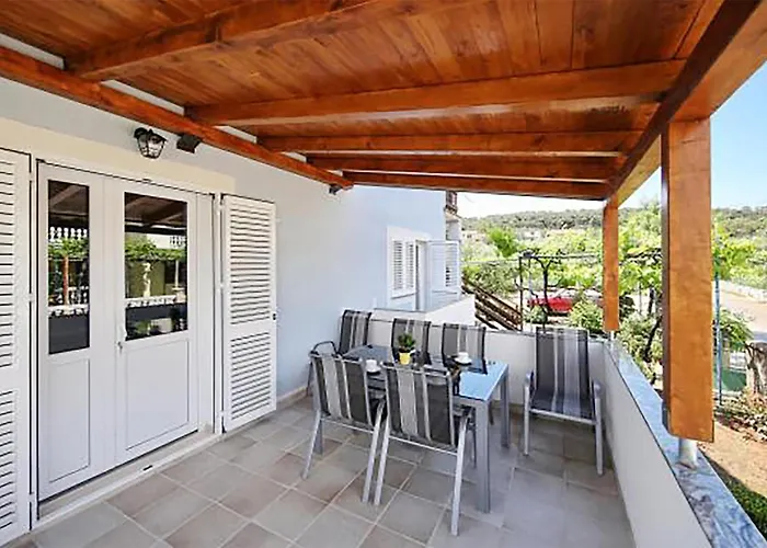 2 Bedroom In Lägenhet