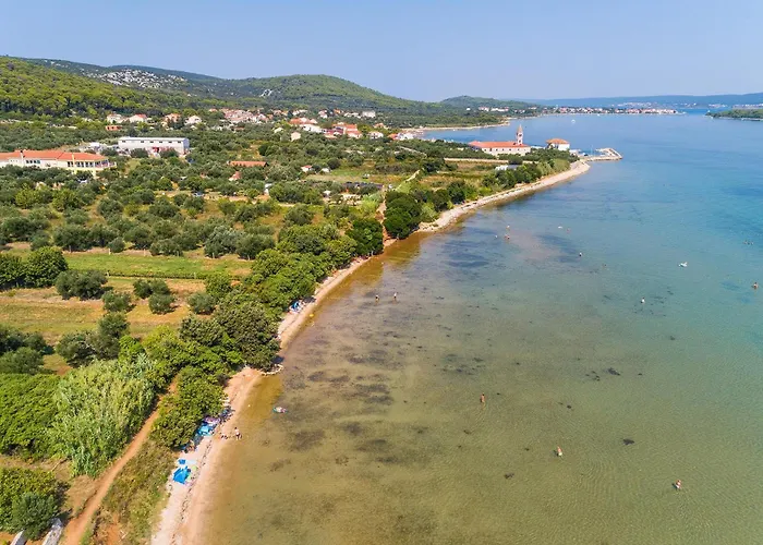 2 Bedroom In * Pašman