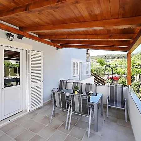 2 Bedroom In 公寓